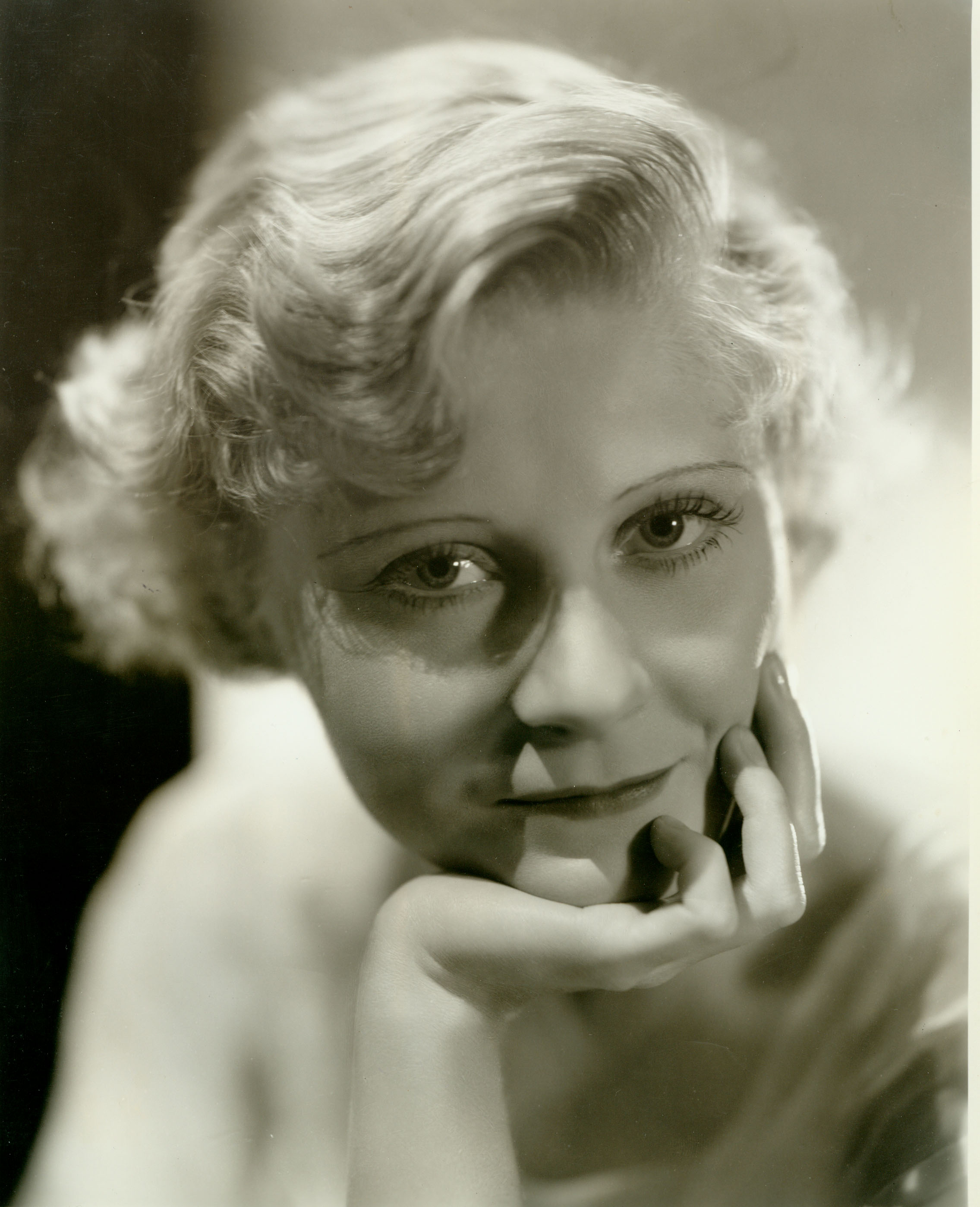 Short is far from the only beautiful girl who went to Hollywood to pursue the goal of fame and fortune. There are countless forgotten, pretty faces who have ... - peg-entwistle-c-1932-collection-of-bruce-torrence